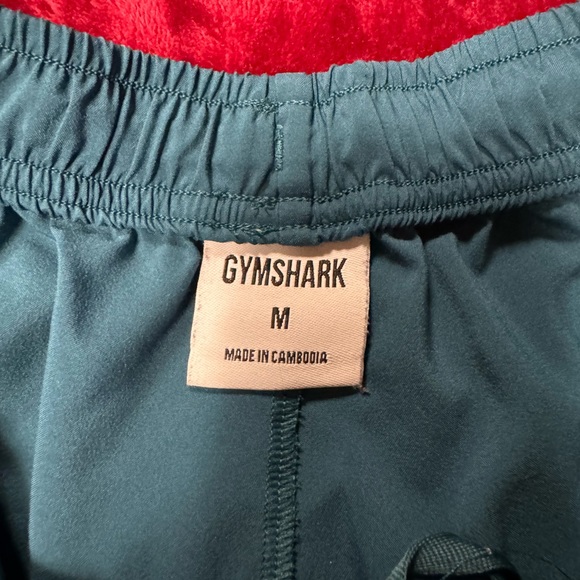 Gym Shark 5” in shorts - Picture 2 of 2